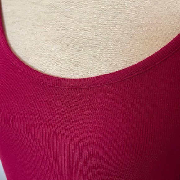 GapFit Ribbed Ballet Top - M - Picture 7 of 9